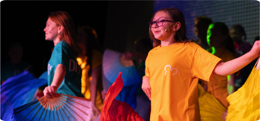 dance-fans Students at Centerstage dancing with fans